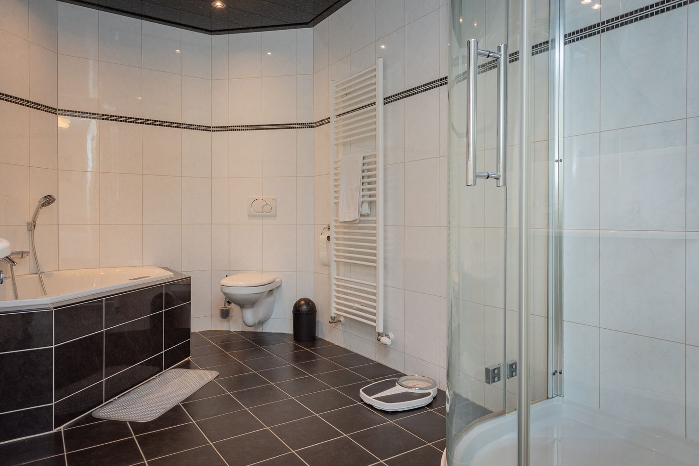 Foto 25 van Zuiderzeestraatweg 239