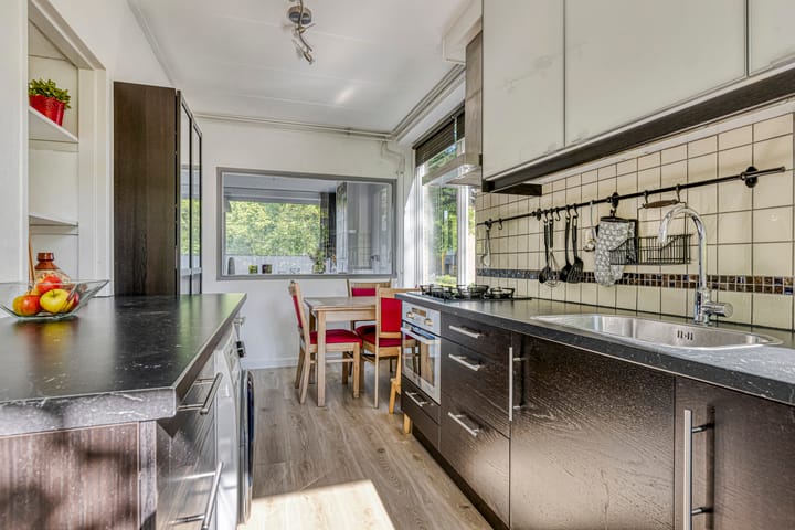 Foto 16 van Bernhardstraat 53