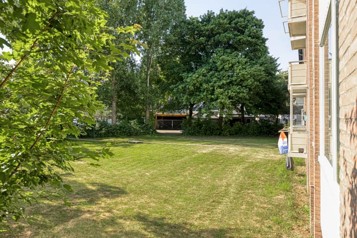 Foto 25 van Bernhardstraat 53