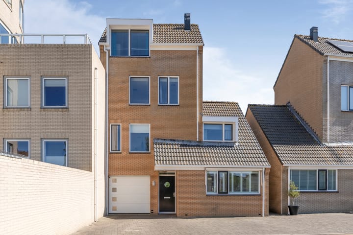 Foto 1 van Andromeda 108