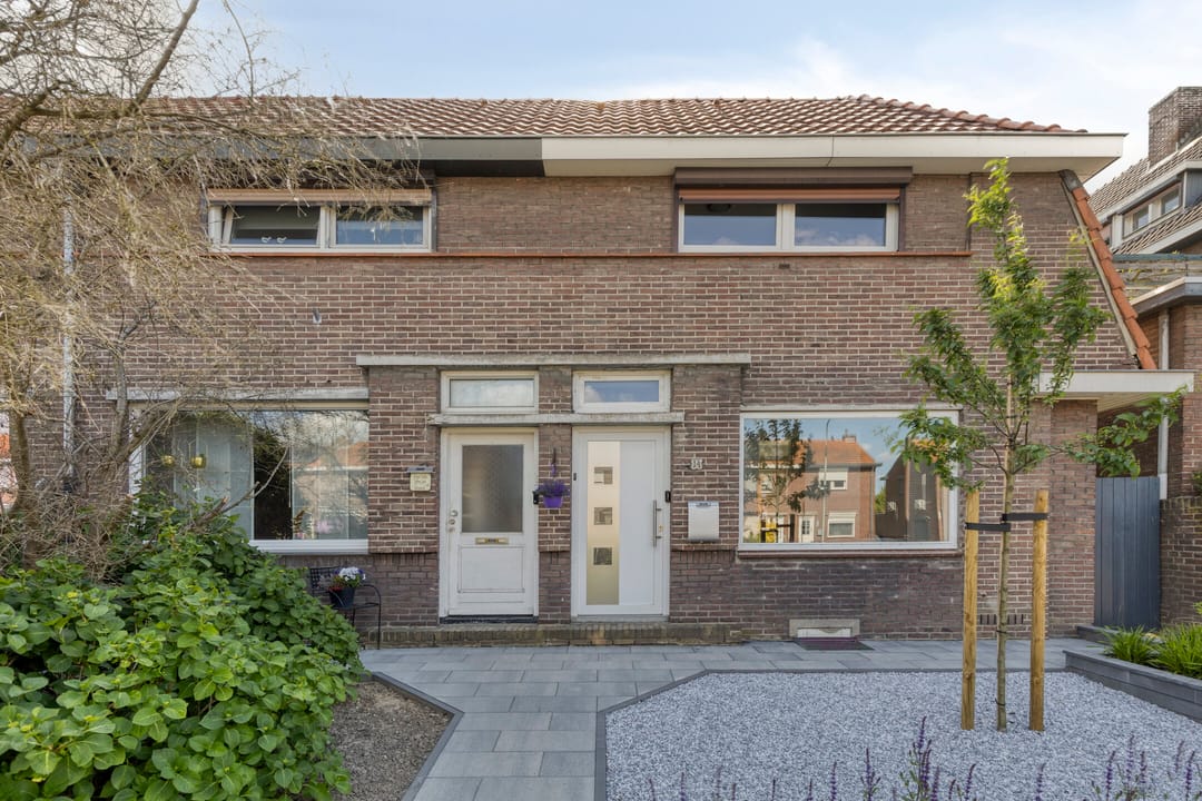 Photo 1 of Akerstraat 14