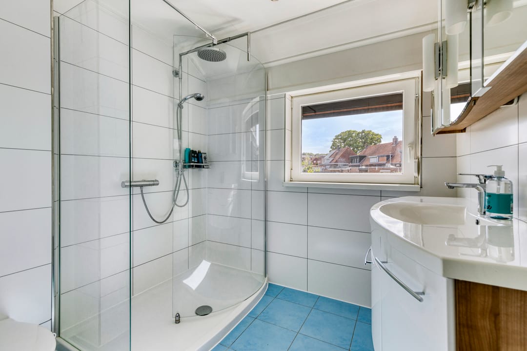 Photo 16 of Akerstraat 14