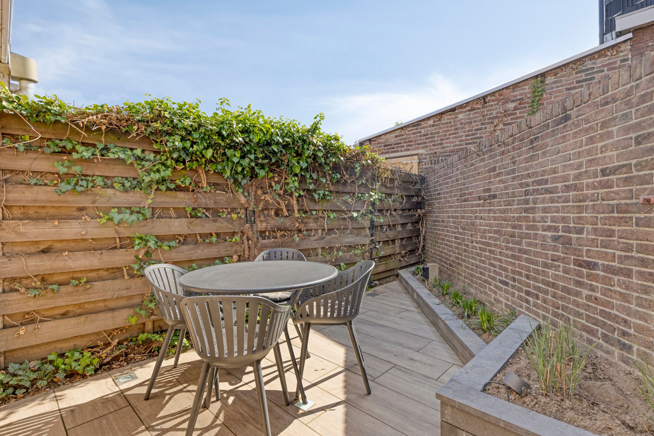 Photo 21 of Akerstraat 14