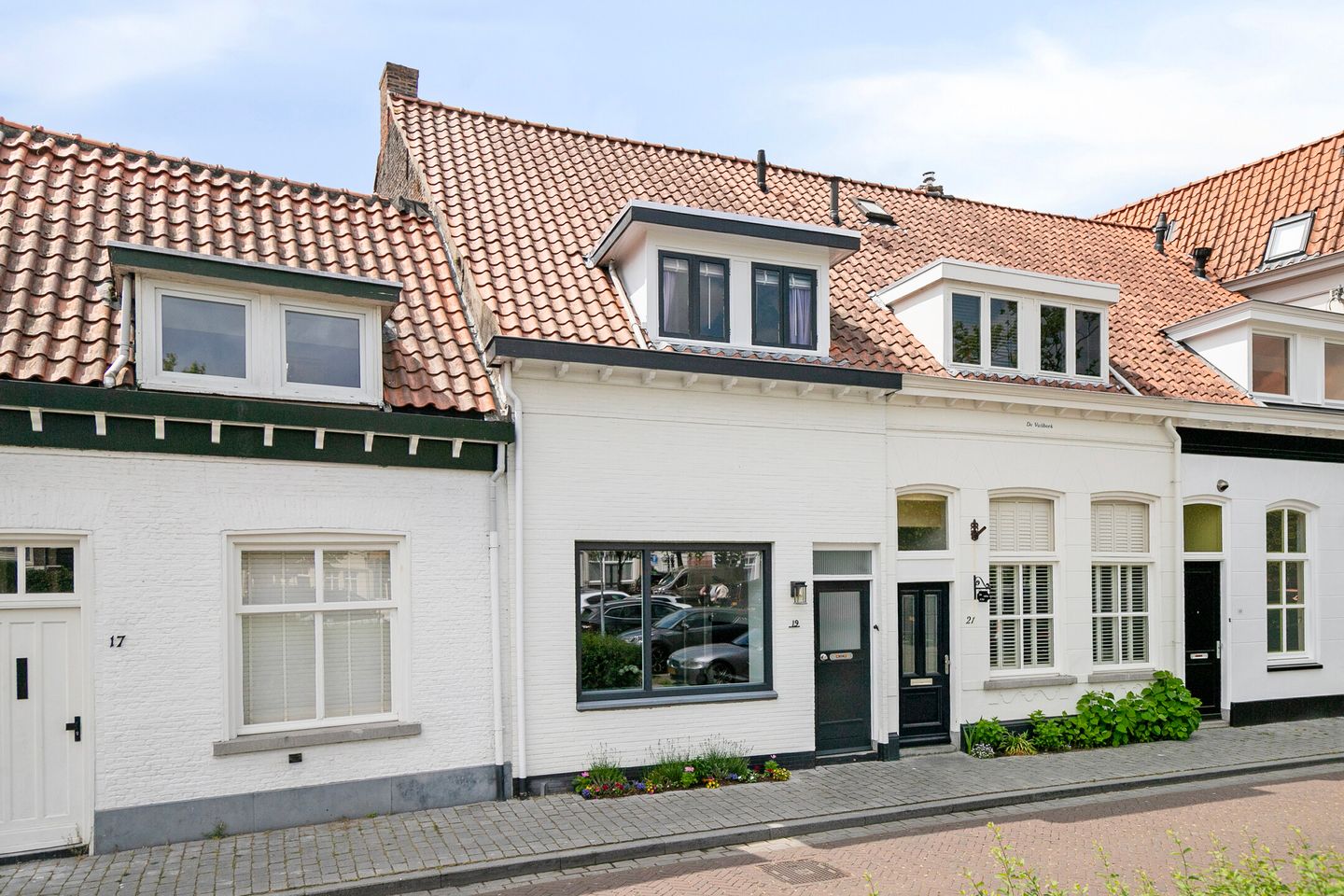 Foto 1 van Pastoor Lancrietstraat 19