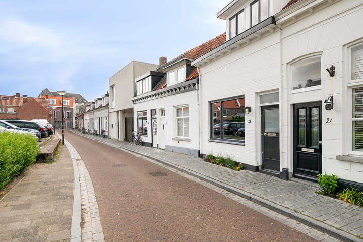 Foto 58 van Pastoor Lancrietstraat 19