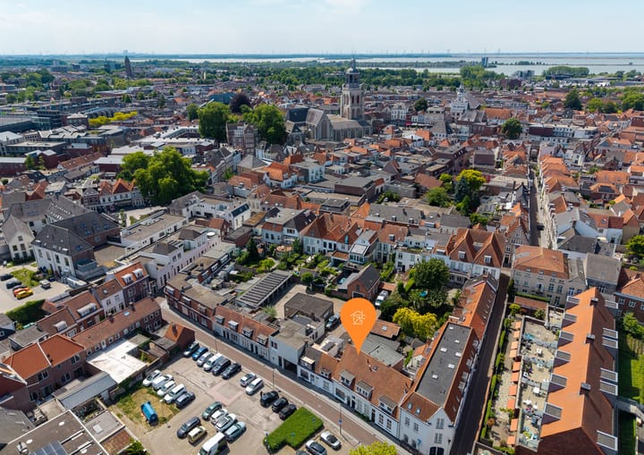 Foto 65 van Pastoor Lancrietstraat 19