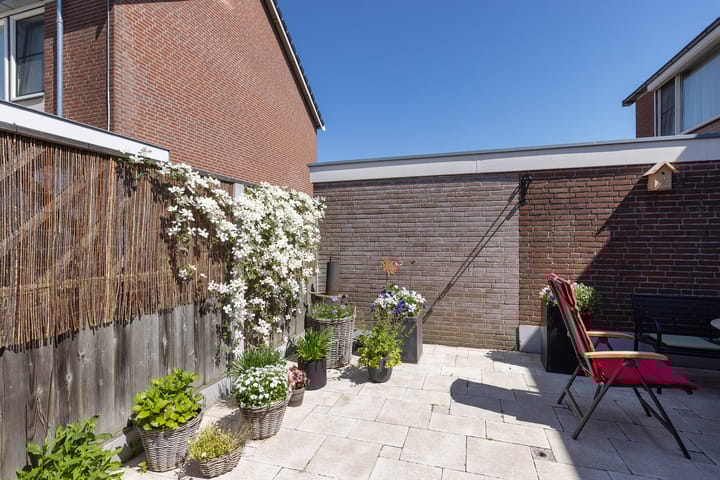 Foto 24 van Henry Dunantweg 174