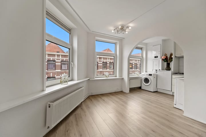 Photo 9 of Teijlerstraat 13-A