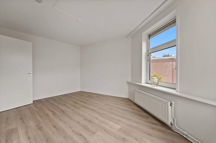 Photo 10 of Teijlerstraat 13-A