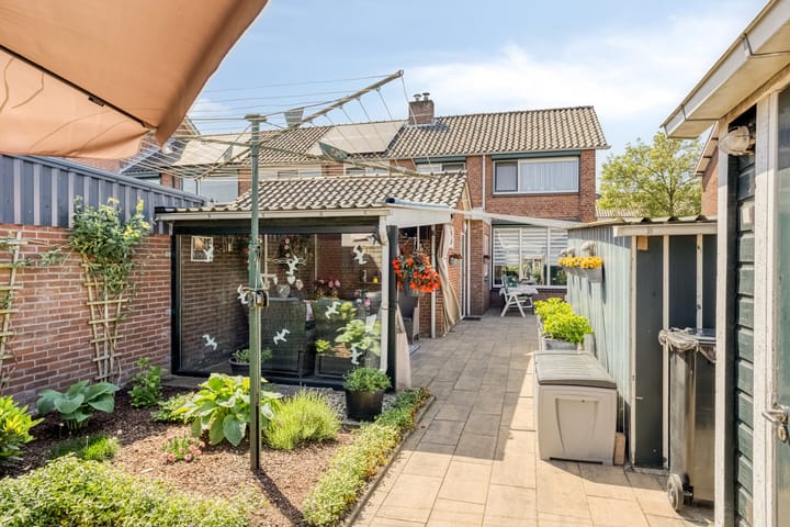 Photo 4 of Hofvennestraat 9