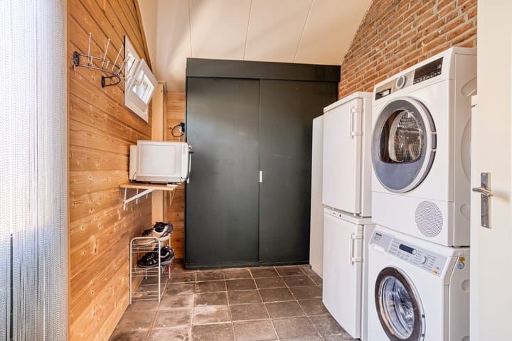 Photo 15 of Hofvennestraat 9