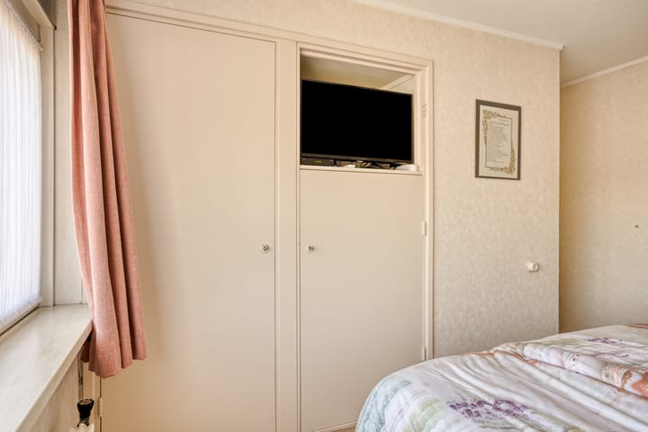 Photo 19 of Hofvennestraat 9