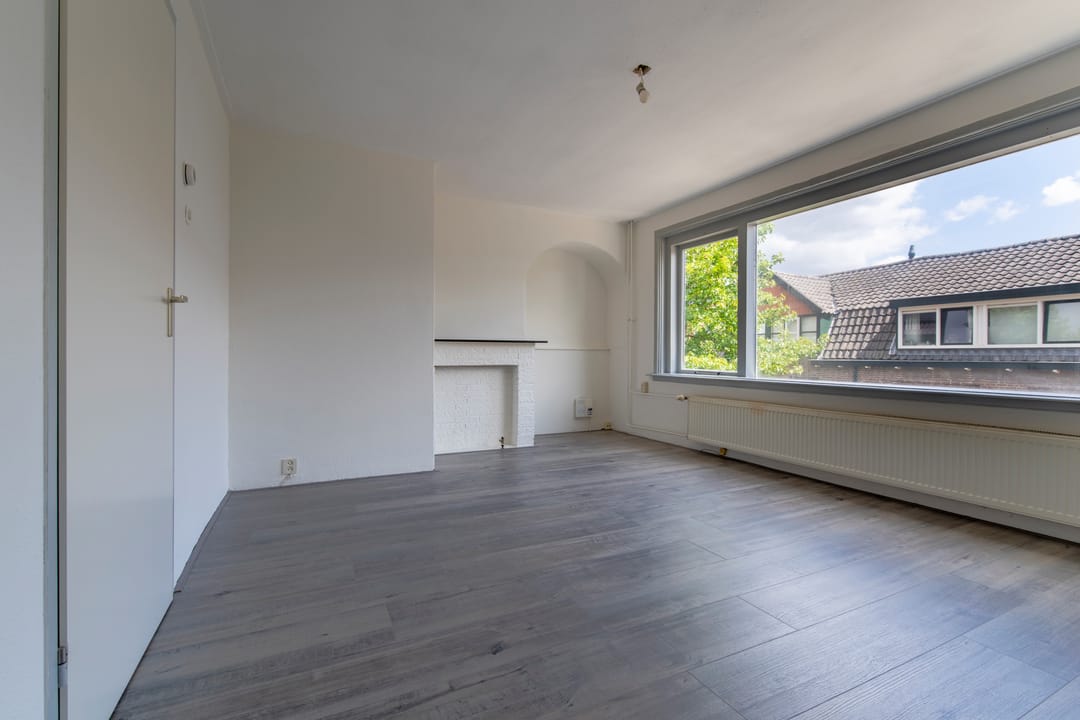 Photo 8 of Beatrixstraat 15