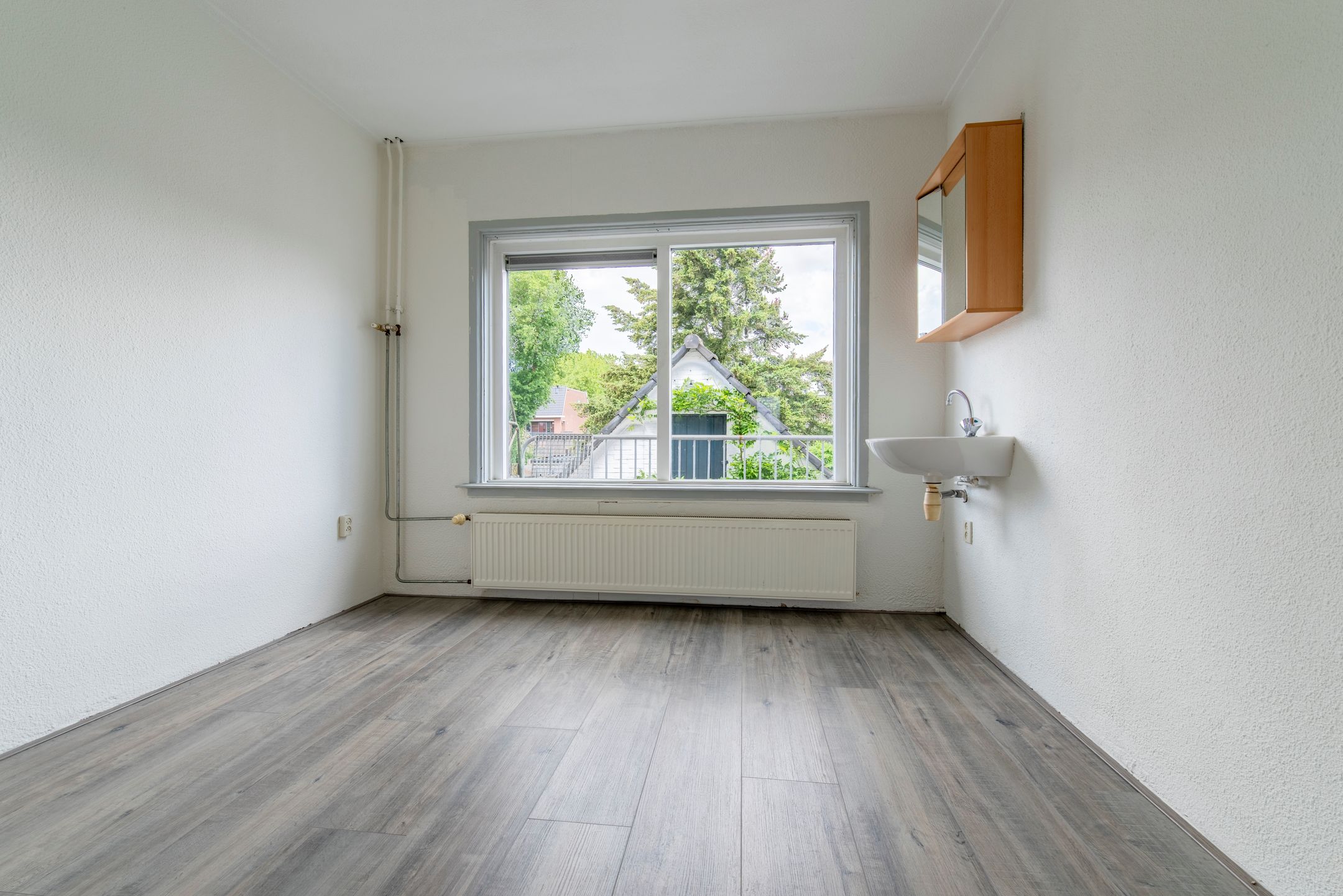 Photo 15 of Beatrixstraat 15