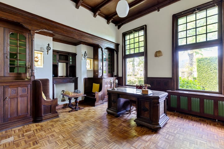 Photo 18 of Oosteinde 38