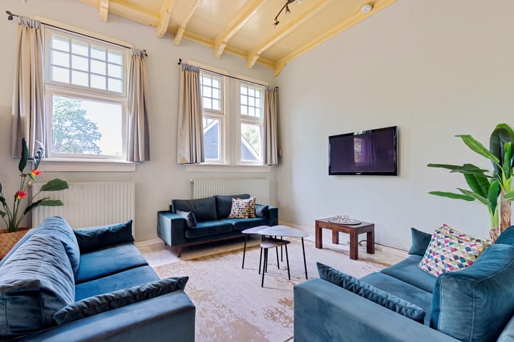 Photo 27 of Oosteinde 38