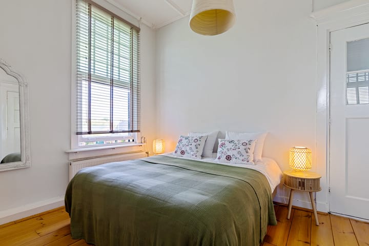 Photo 43 of Oosteinde 38