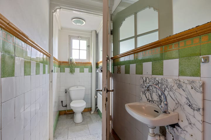 Photo 60 of Oosteinde 38