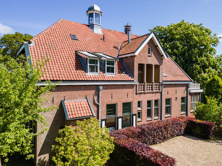 Photo 64 of Oosteinde 38