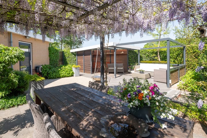 Foto 40 van Van Ravesteyndreef 2