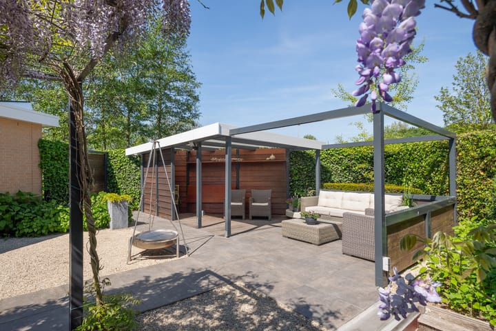 Foto 41 van Van Ravesteyndreef 2