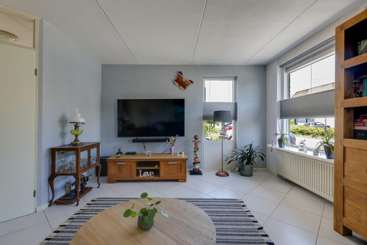 Foto 16 van Voornestraat 21