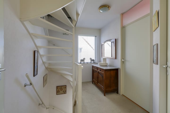 Foto 28 van Voornestraat 21