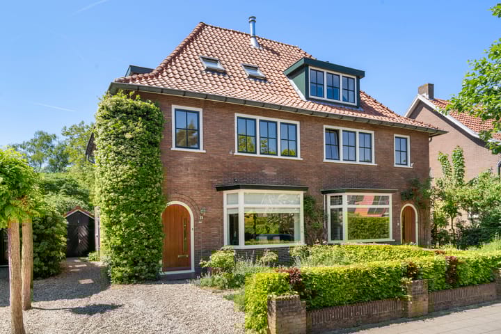 Foto 1 van Nassaulaan 8