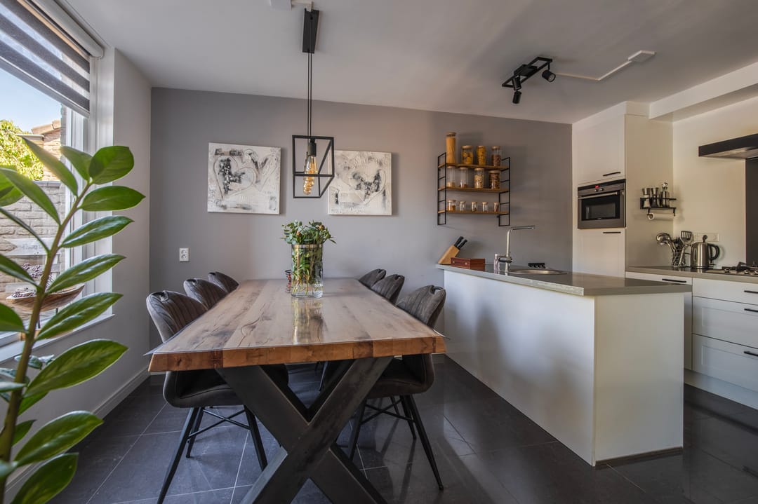 Foto 16 van Louise Michelstraat 2