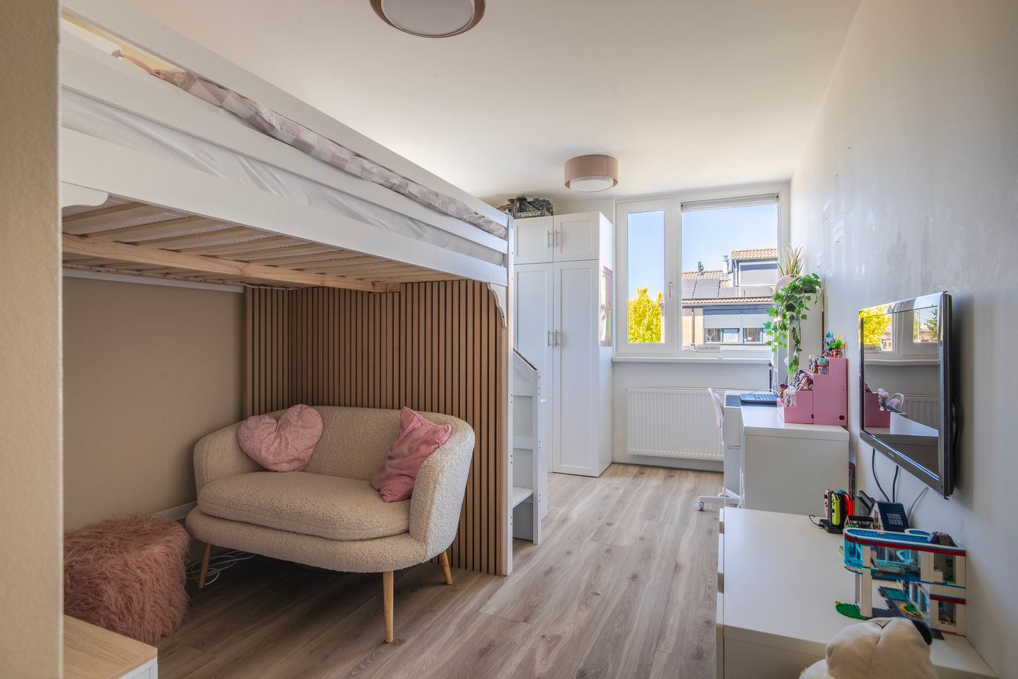 Foto 25 van Louise Michelstraat 2