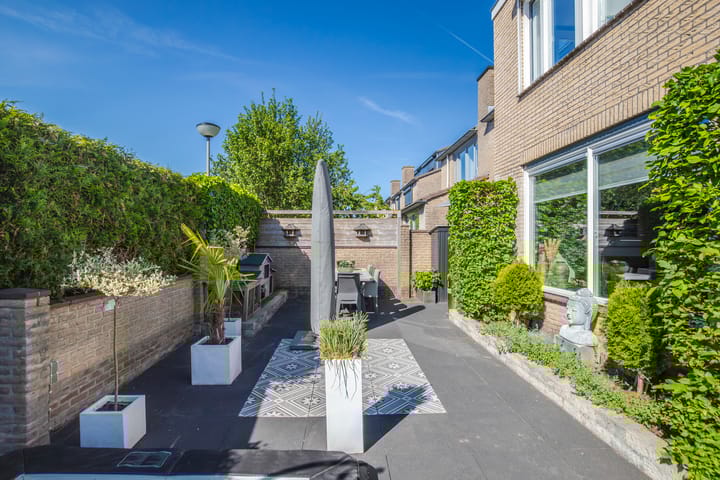 Foto 35 van Louise Michelstraat 2