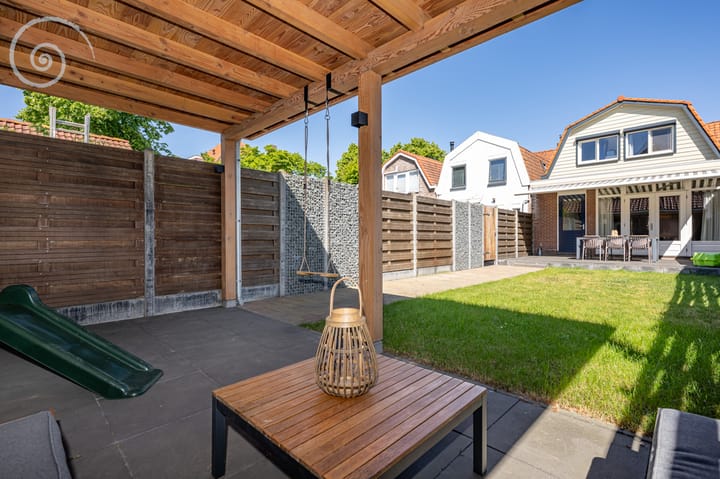 Foto 2 van Juliana van Stolberglaan 7