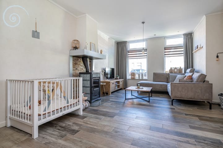 Foto 3 van Juliana van Stolberglaan 7