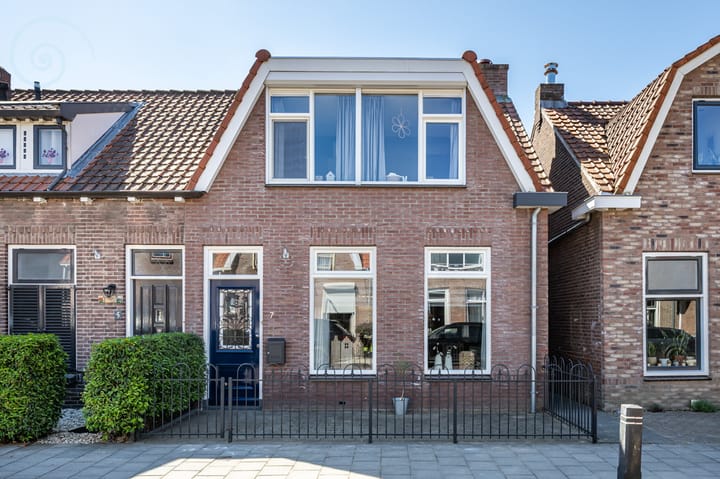 Foto 6 van Juliana van Stolberglaan 7