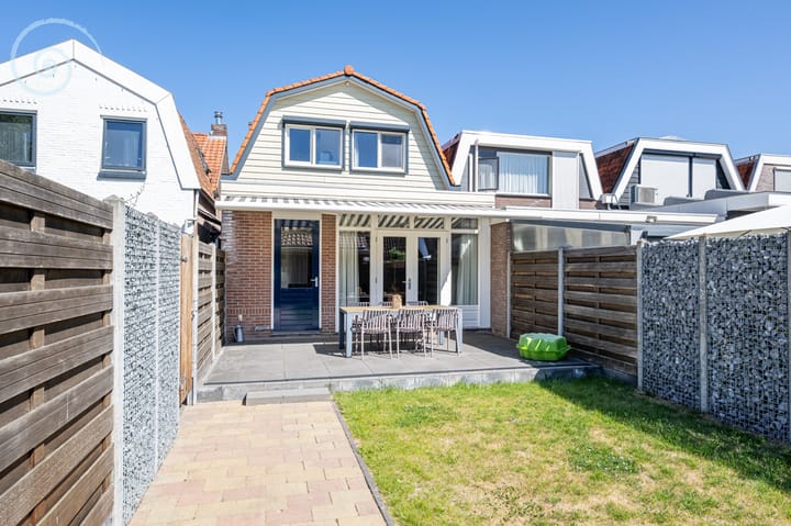 Foto 32 van Juliana van Stolberglaan 7