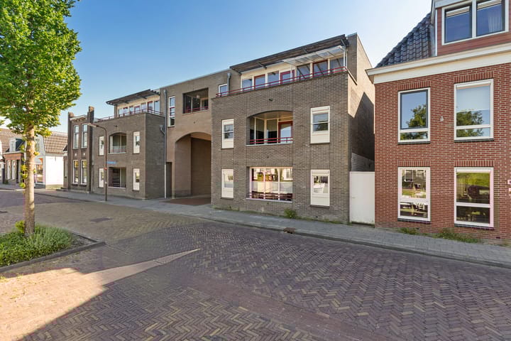 Foto 2 van Herenhof 6