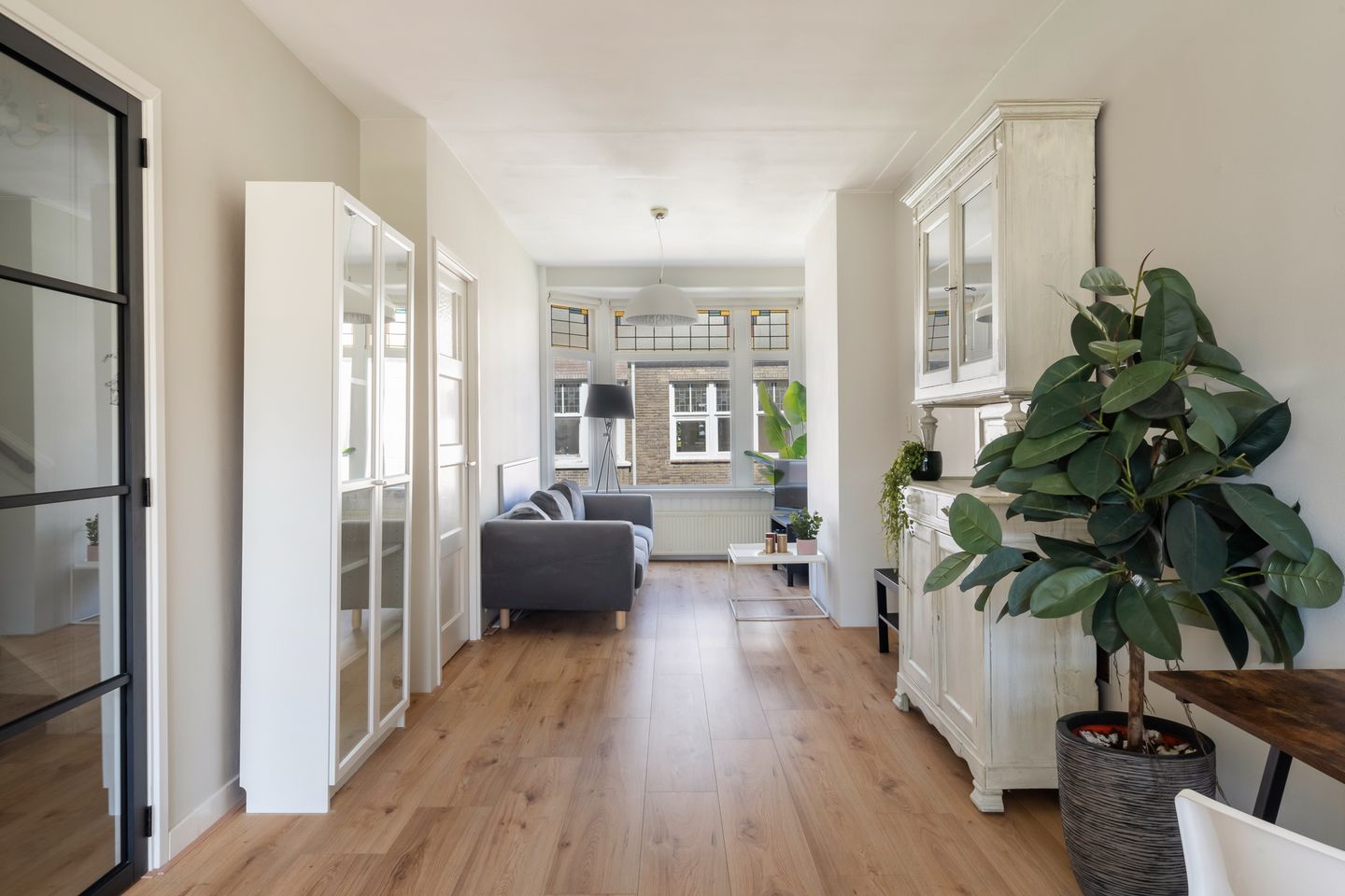 Foto 20 van Luzacstraat 28-B02