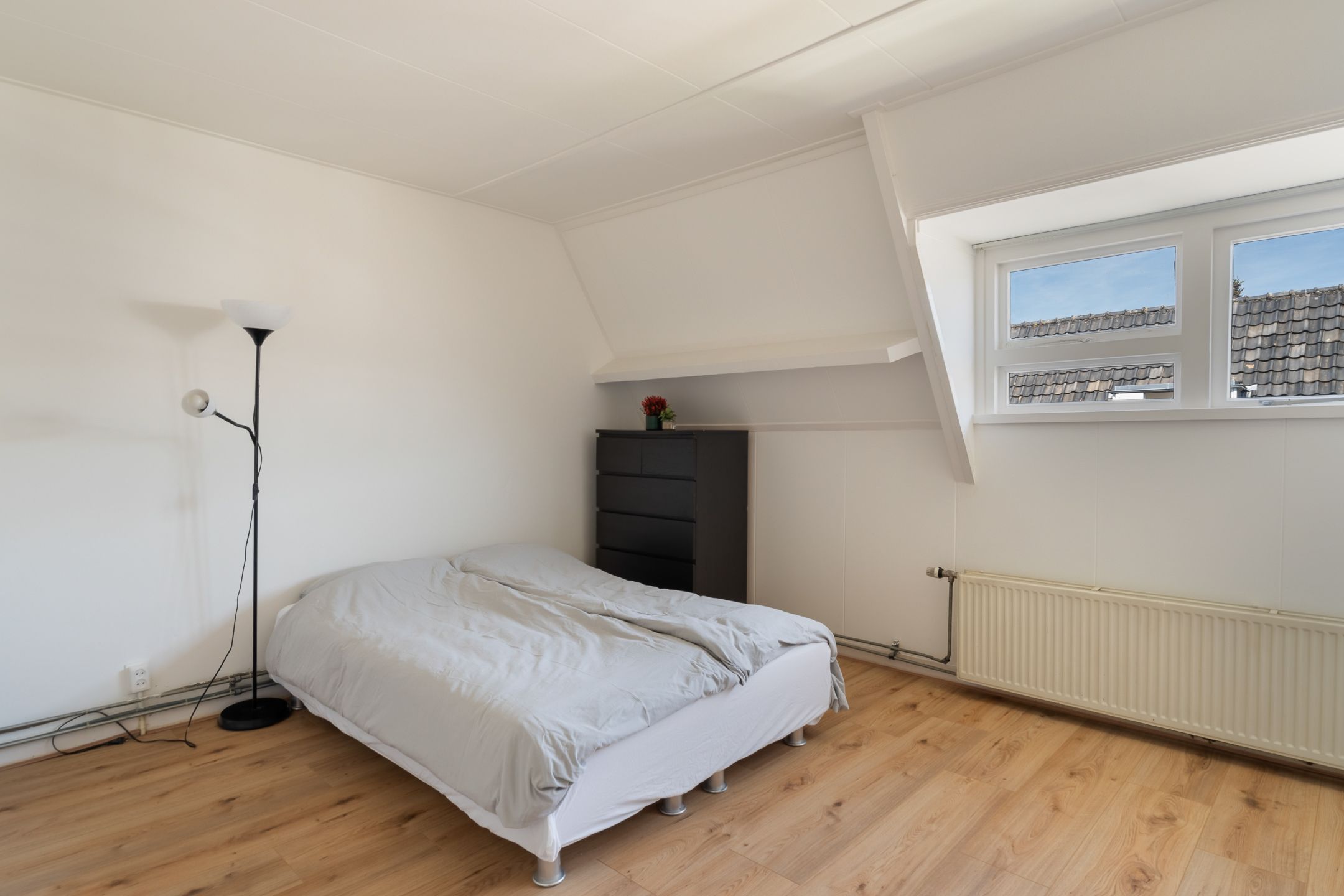 Foto 30 van Luzacstraat 28-B02