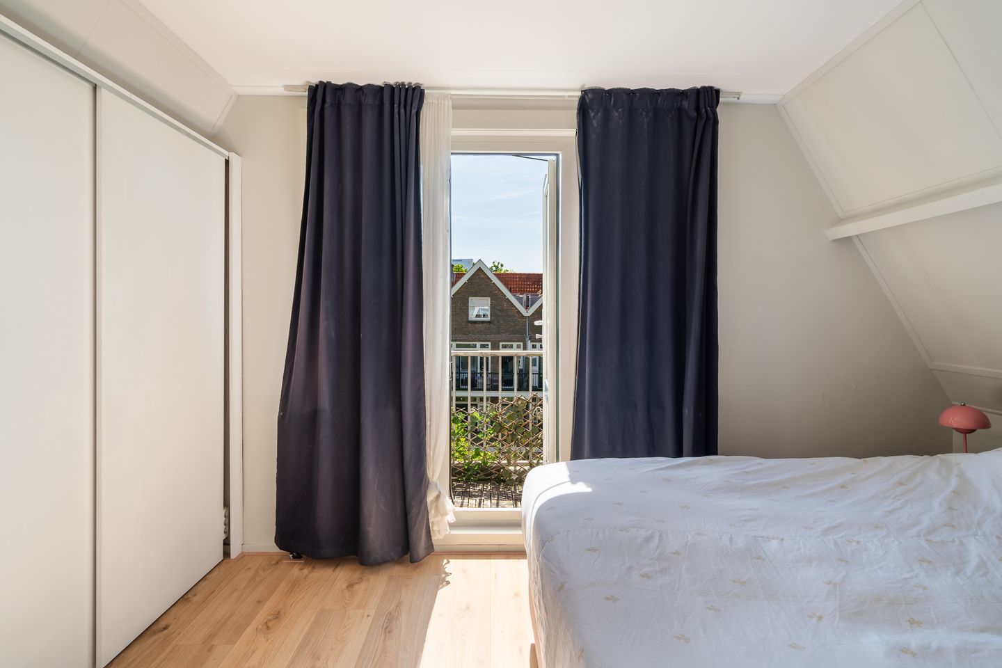 Foto 34 van Luzacstraat 28-B02