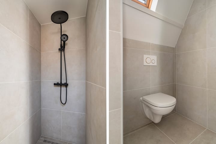 Foto 37 van Luzacstraat 28-B02