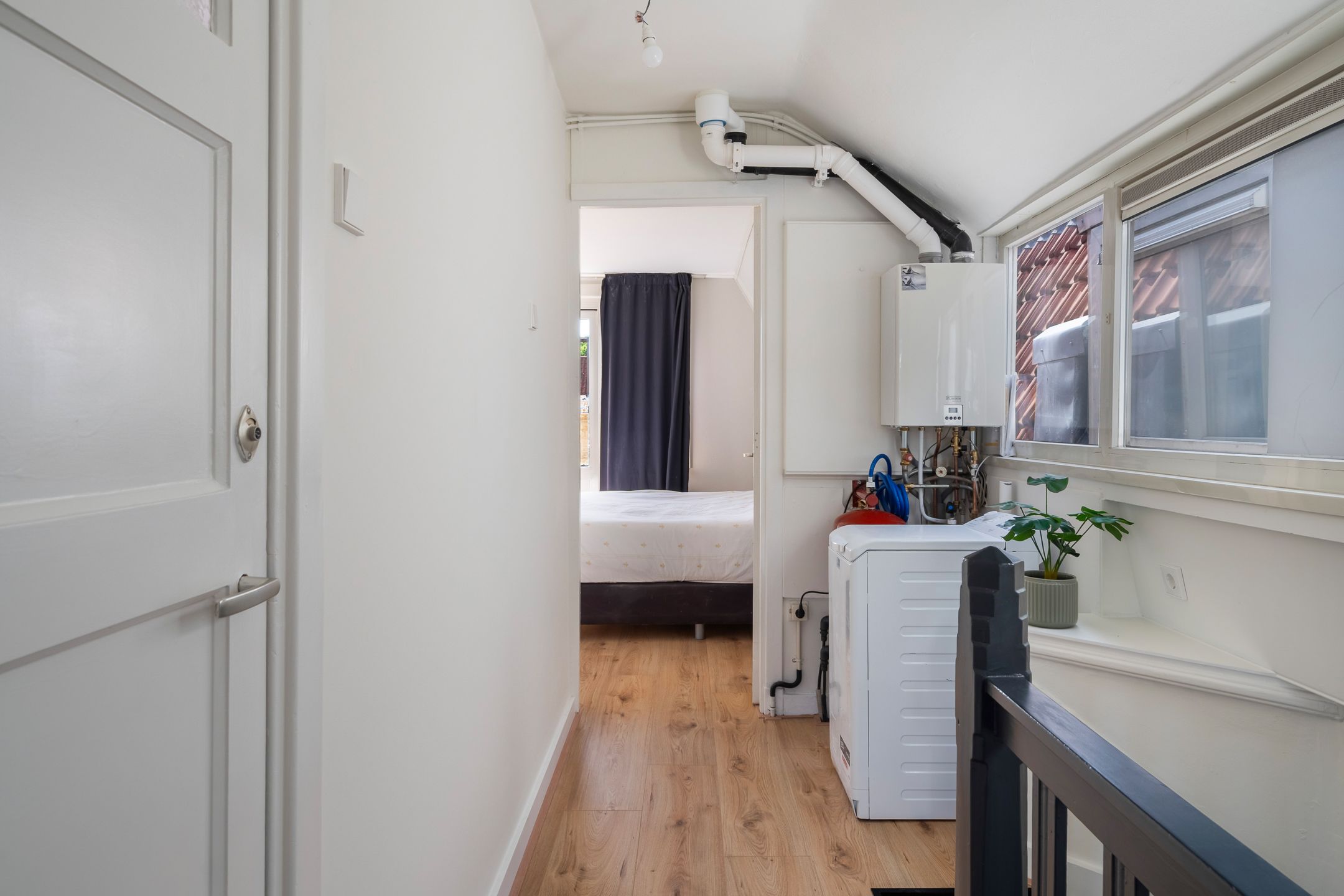 Foto 39 van Luzacstraat 28-B02