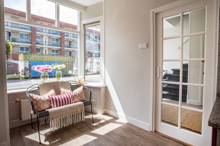 Foto 15 van Venestraat 107