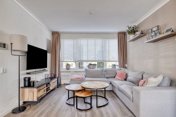 Foto 8 van Kooikersweg 325