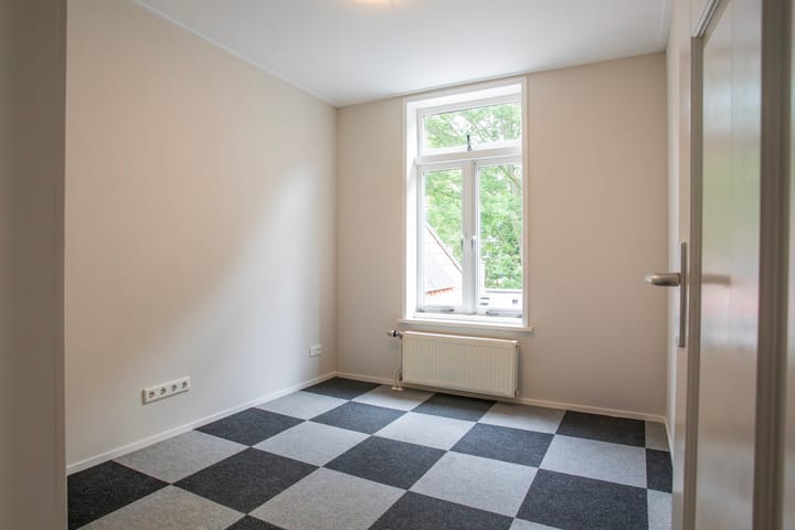 Foto 30 van Venestraat 107