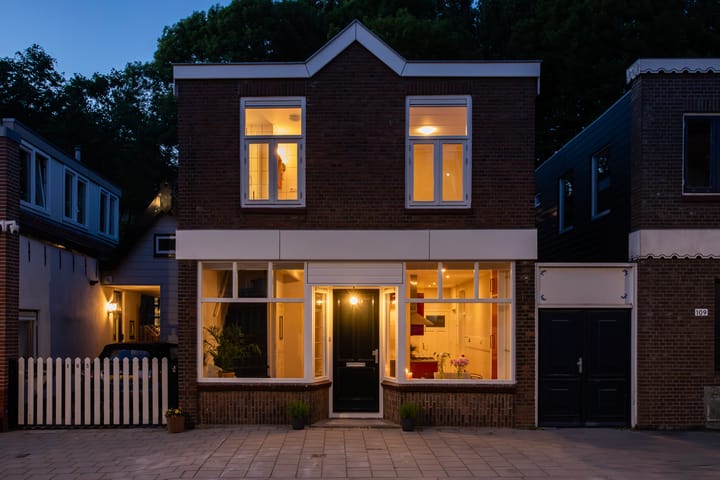 Foto 34 van Venestraat 107