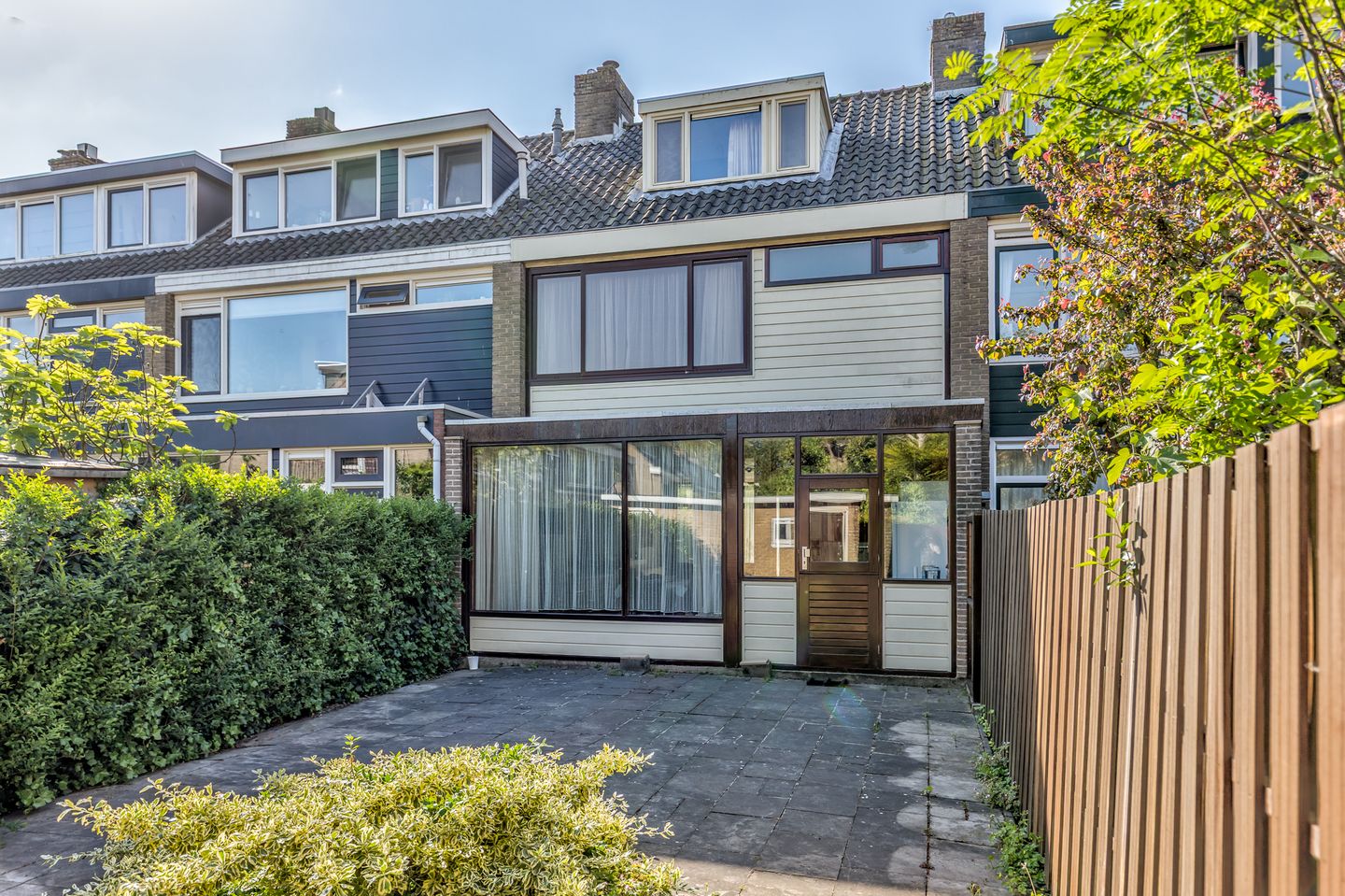 Foto 1 van De Genestetstraat 21