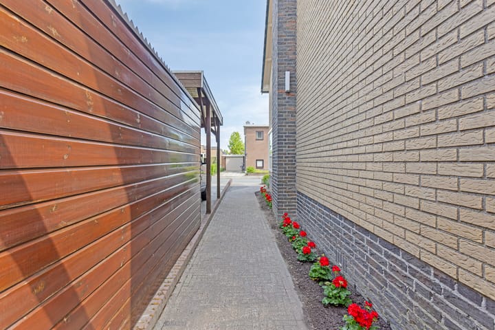 Foto 13 van Schoolstraat 5