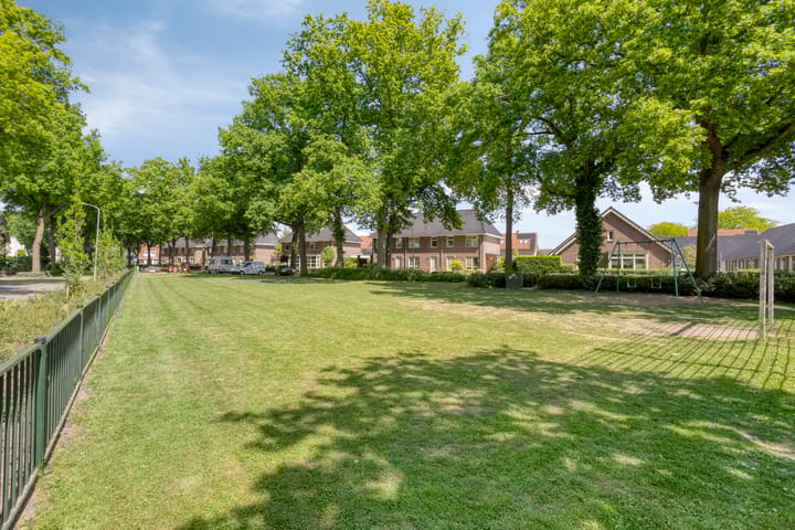 Foto 69 van Schoolstraat 5