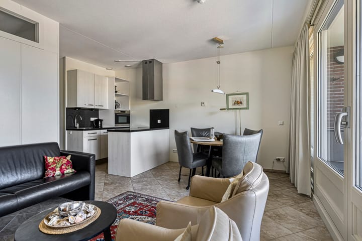 Foto 4 van Schelpweg 2434