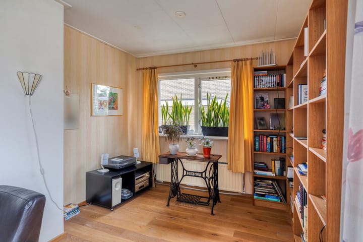 Photo 12 of Jan van Arkelweg 11